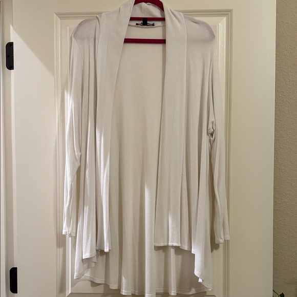Cable & Gauge Sweaters - Cable & Gauge White Open-Front Cardigan